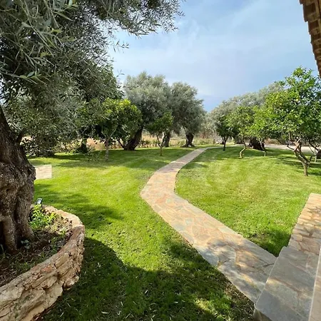 Apartment Elleria's House